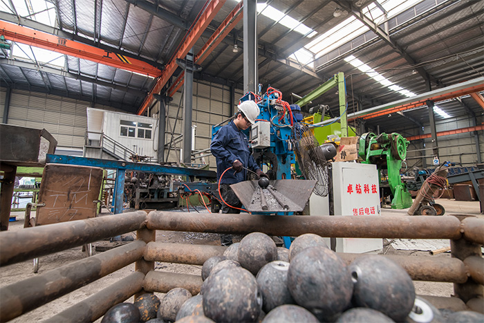 青浦网架配件-螺栓球加工车间